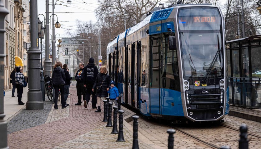 Powiększ obraz: Pesa 146N